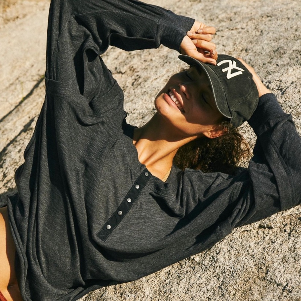 Free People Movement One Up Long Sleeve - Dark Navy